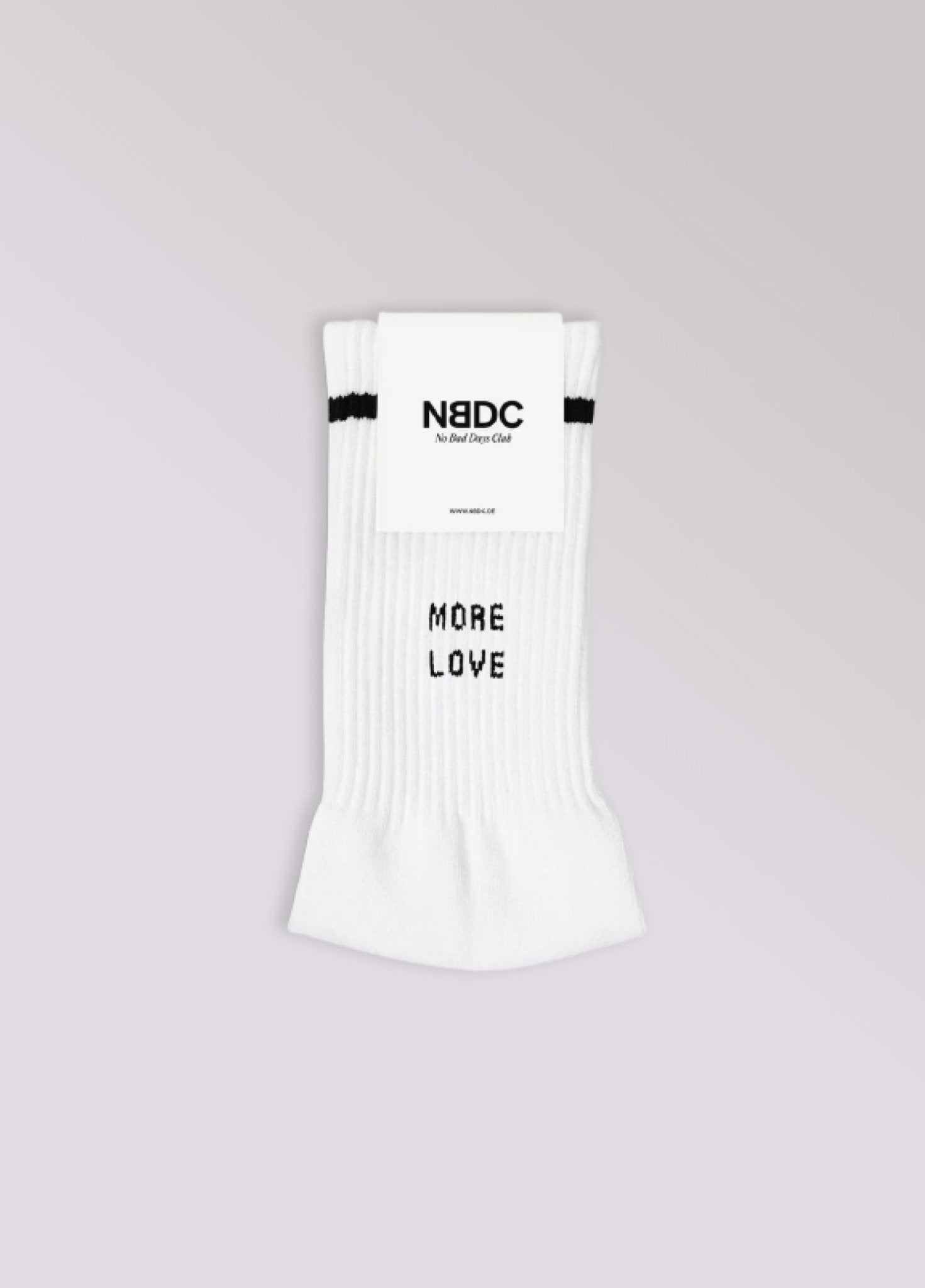 MORE LOVE, LESS HATE Socken - NBDC